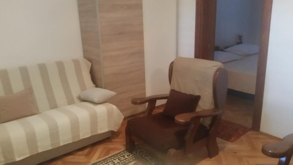 Apartment B&K Raslina 외부 사진