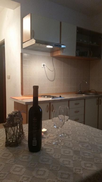 Apartment B&K Raslina 외부 사진
